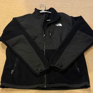 The North Face Men’s Black Performance Fleece Jacket
